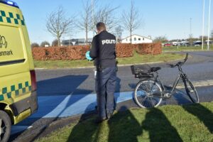 260121 Cyklist ramt af bil Industrivej Vamdrup 02 foto H E Haulrich