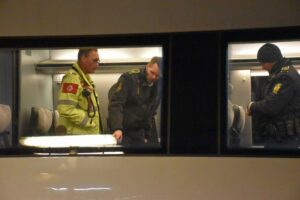 020321 Brand i tog 02 foto H E Haulrich