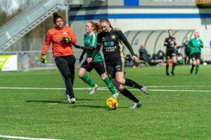 100421 KoldingQ-Kildemosens BK 18 foto BlumePress