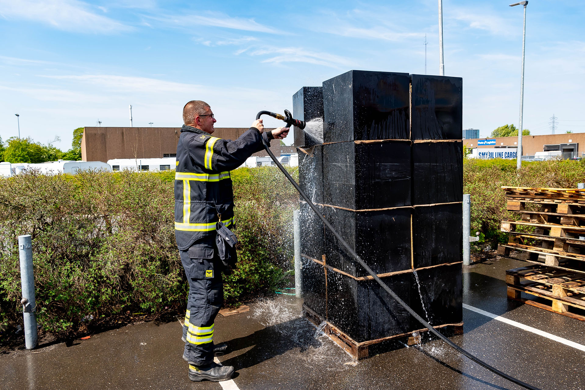 180522 Brand Billigblomst 10 foto BlumePress