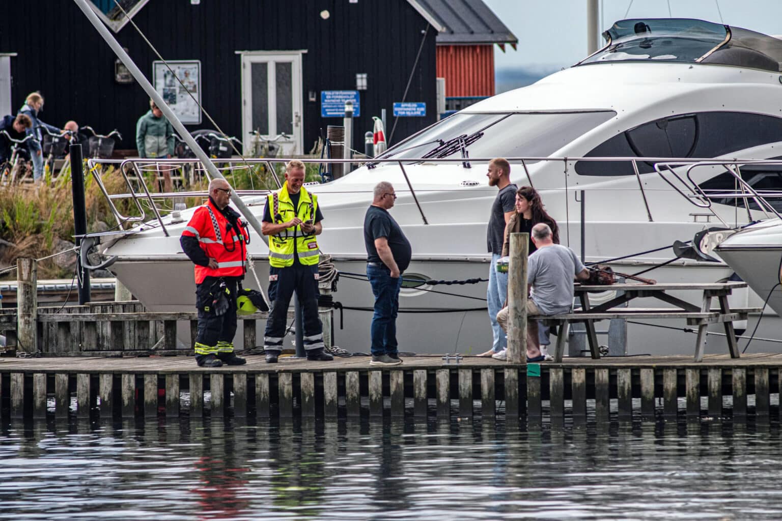 Brand på lystyacht