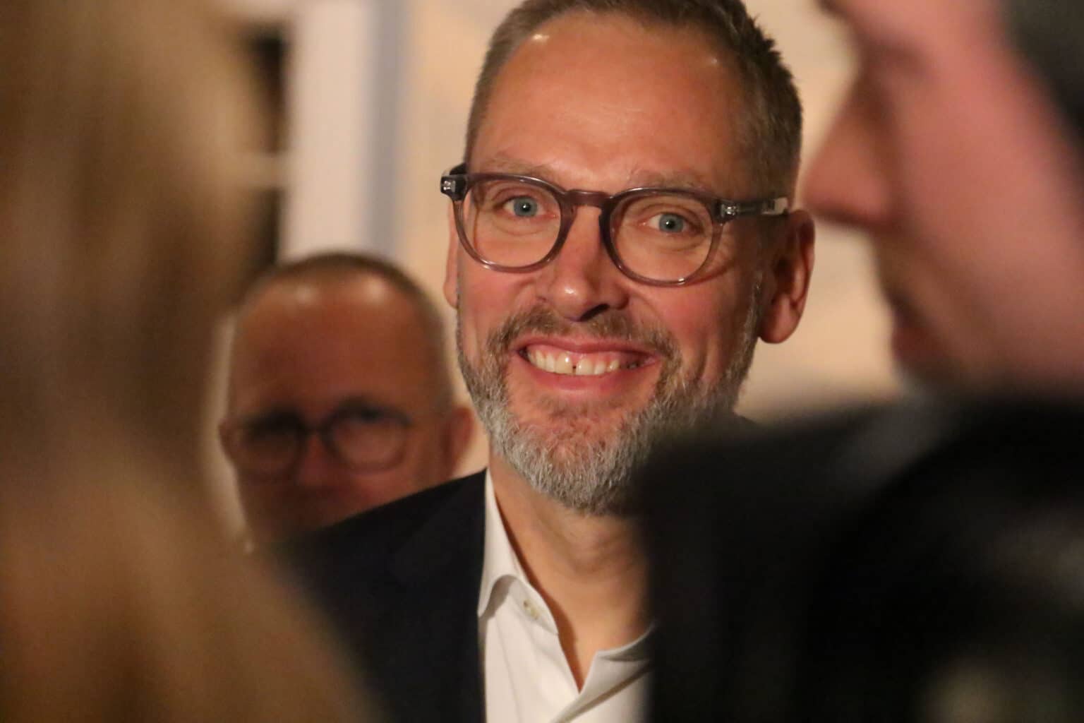 Jakob Ville (V)