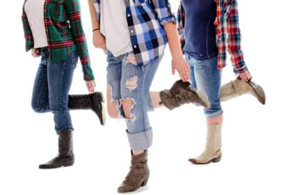 Arena LineDance danser hver onsdag i Arena Syd i Vamdrup