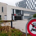 Indgangen til Akutmodtagelsen og Lægevagten på Kolding Sygehus