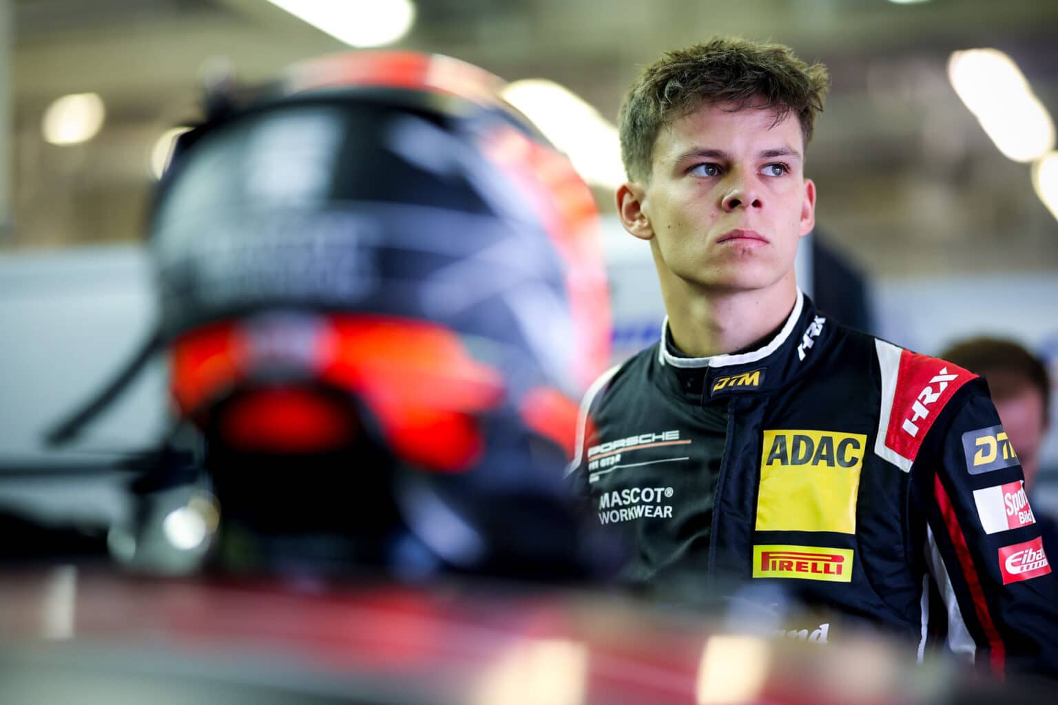 Danske Bastian Buus i aktion for Land-Motorsport i DTM på Sachsenring