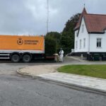 Politiaktion i Vamdrup – flere anholdt og sigtet for at drive skunkvæksthuse