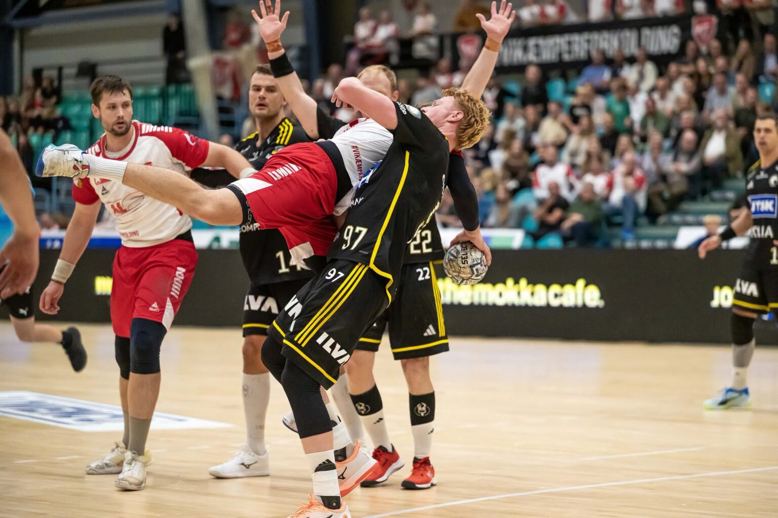 KIF Kolding røg ud af pokalturneringen med 26-36 mod Bjerringbro-Silkeborg efter at have ført ved pausen