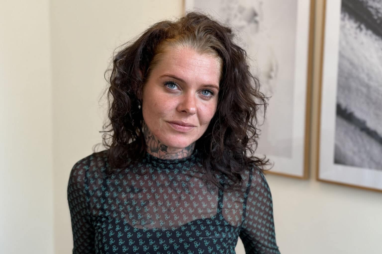 Isabella Nilsson holder foredrag i Kolding om at overleve omsorgssvigt, misbrug og livet i underverdenen