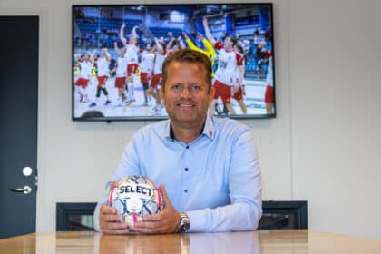 Mads Aarestrup med håndbold fortsætter som direktør for KIF Kolding i Sydbank Arena