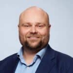 Morten E.G. Brautsch, folketingsmedlem og tidligere særlig rådgiver for Lars Løkke Rasmussen, gæster KUC Kolding 2. november med foredraget Bag kulisserne på verdensscenen