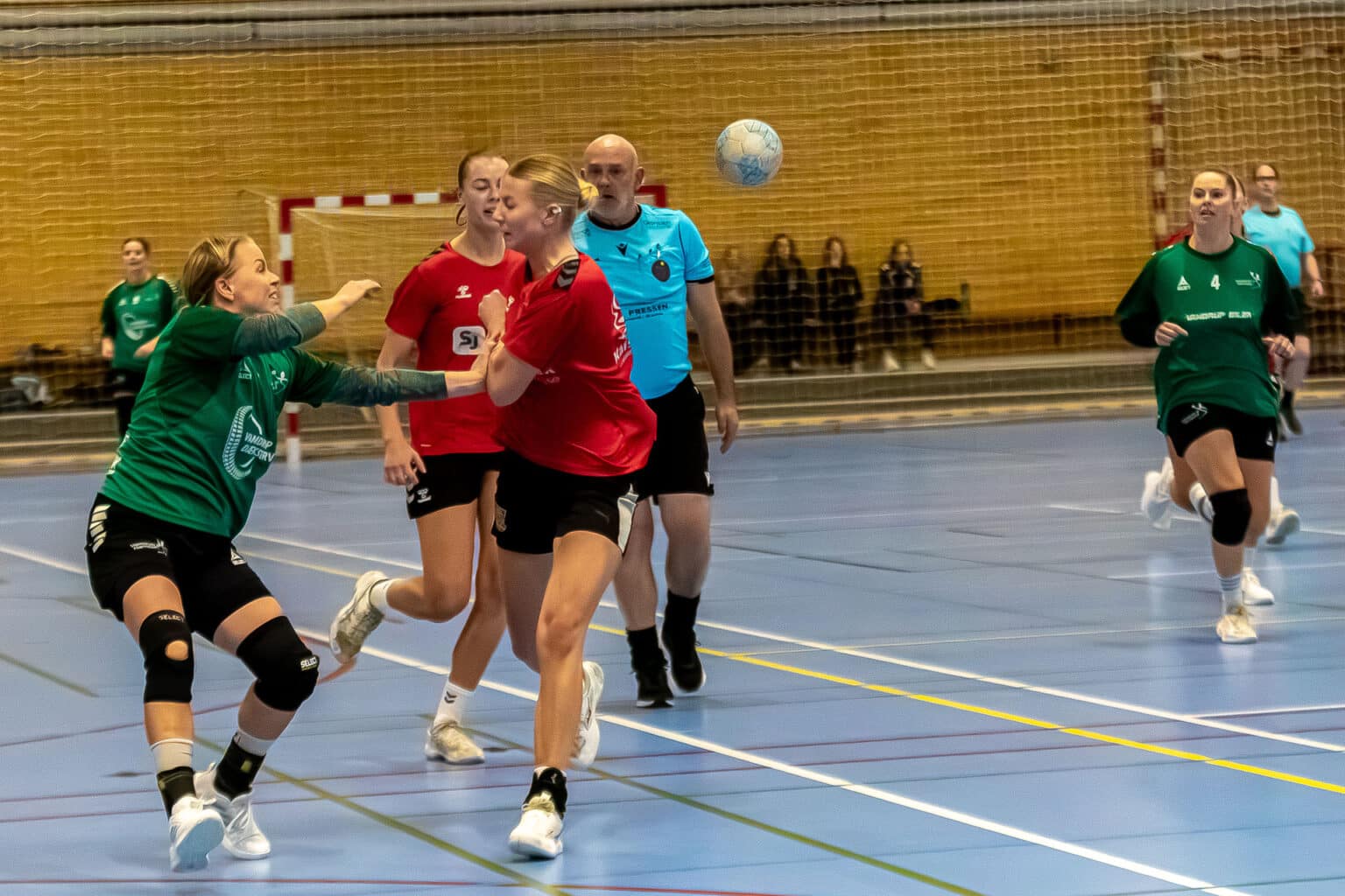 Lokalopgør i Pulzion mellem Kolding KFUM og Vamdrup IF i kvindernes Serie 1