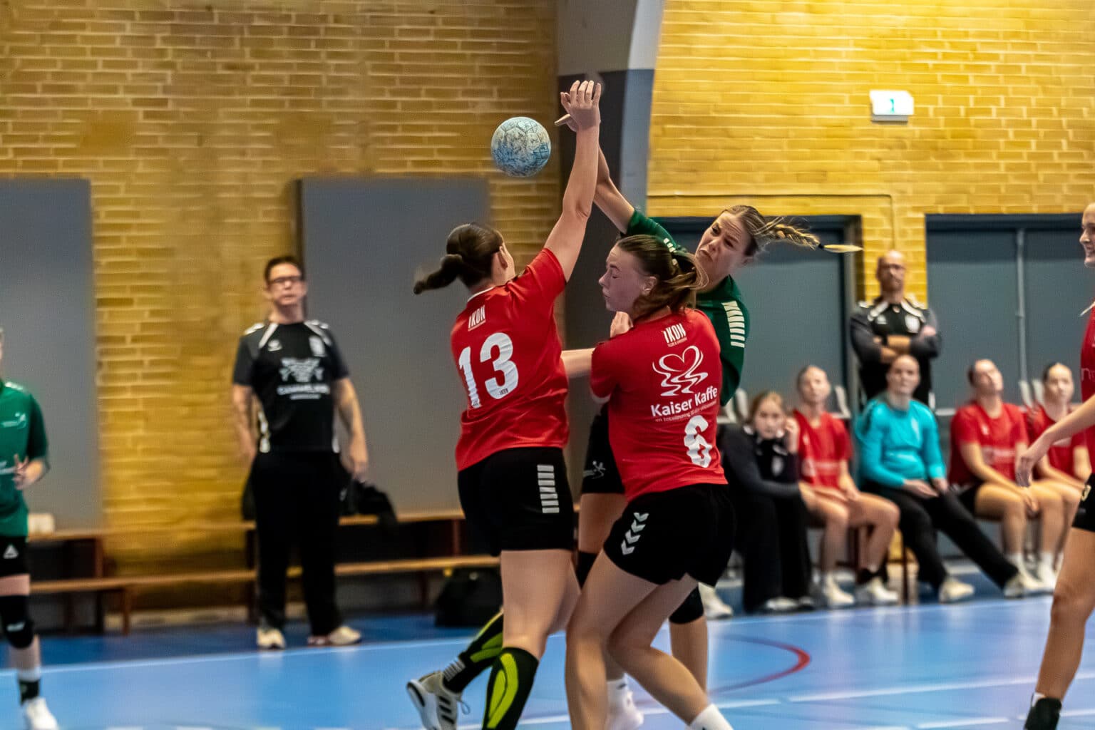 Lokalopgør i Pulzion mellem Kolding KFUM og Vamdrup IF i kvindernes Serie 1