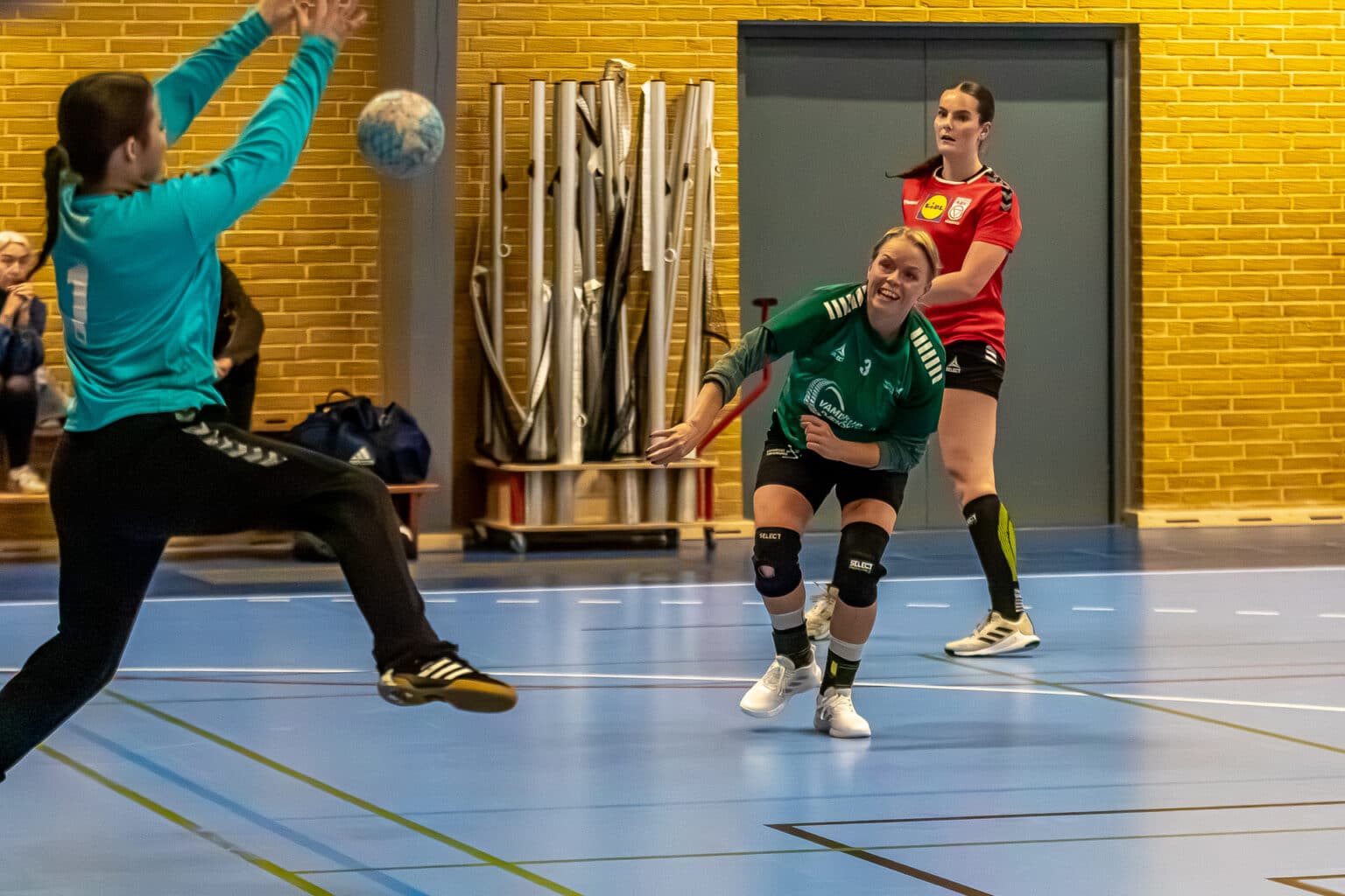 Lokalopgør i Pulzion mellem Kolding KFUM og Vamdrup IF i kvindernes Serie 1
