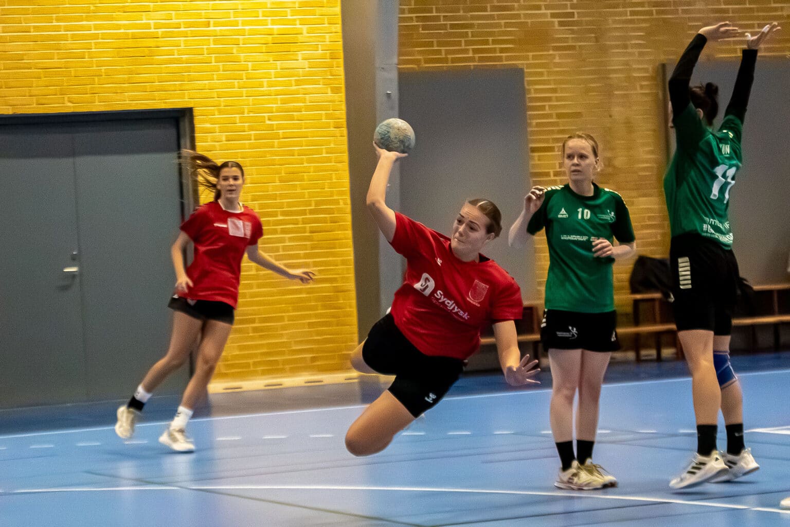 Lokalopgør i Pulzion mellem Kolding KFUM og Vamdrup IF i kvindernes Serie 1