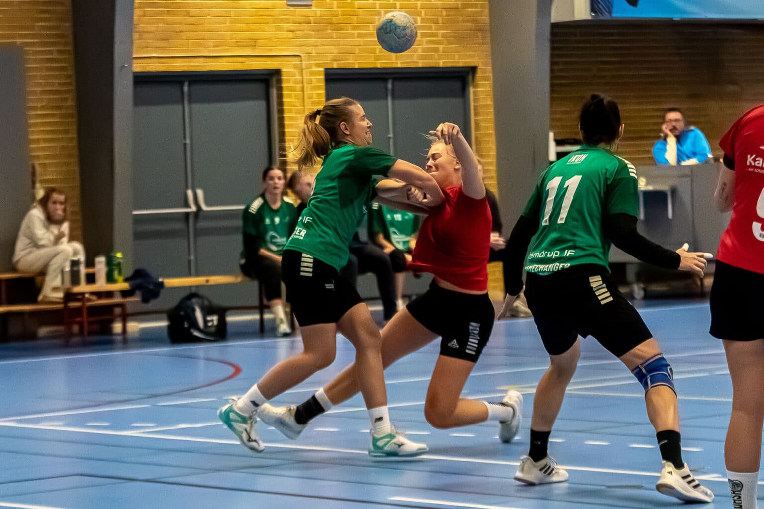 Lokalopgør i Pulzion mellem Kolding KFUM og Vamdrup IF i kvindernes Serie 1